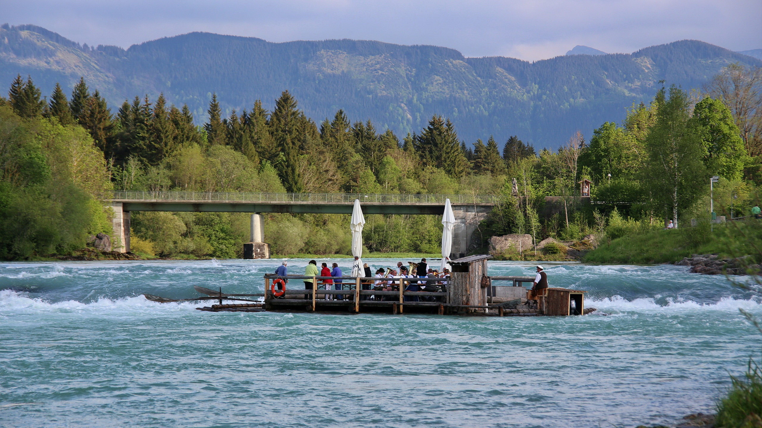 Floßfahren auf dem Lech